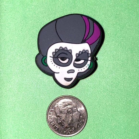 (10 for $15) COCO the Cartoon Movie Crocs Shoe Charms - Picture 1 of 1